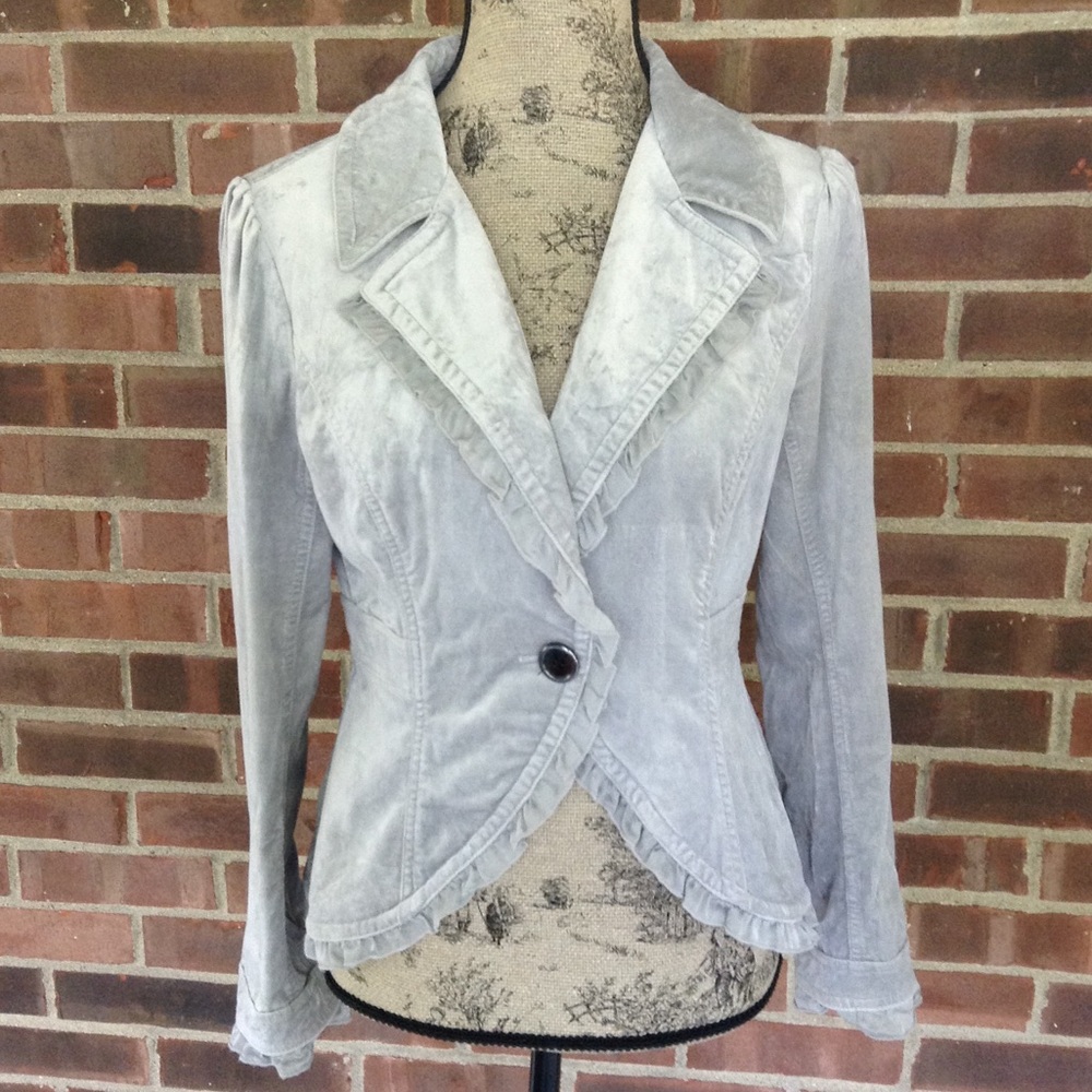 White House Black Market Gray Ruffled Blazer